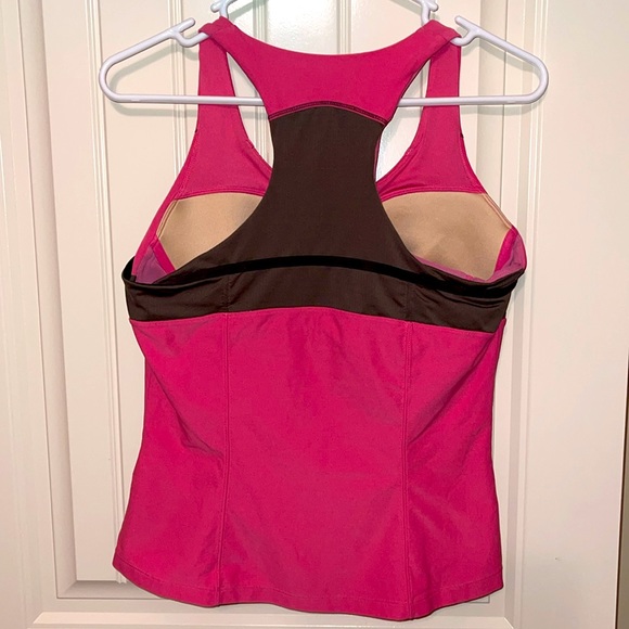 Nike - Picture 2 of 2